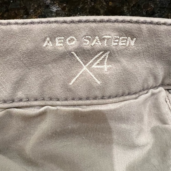 American Eagle Light Grey Jeggings AEO Sateen X4 Super Stretch - Picture 4 of 14